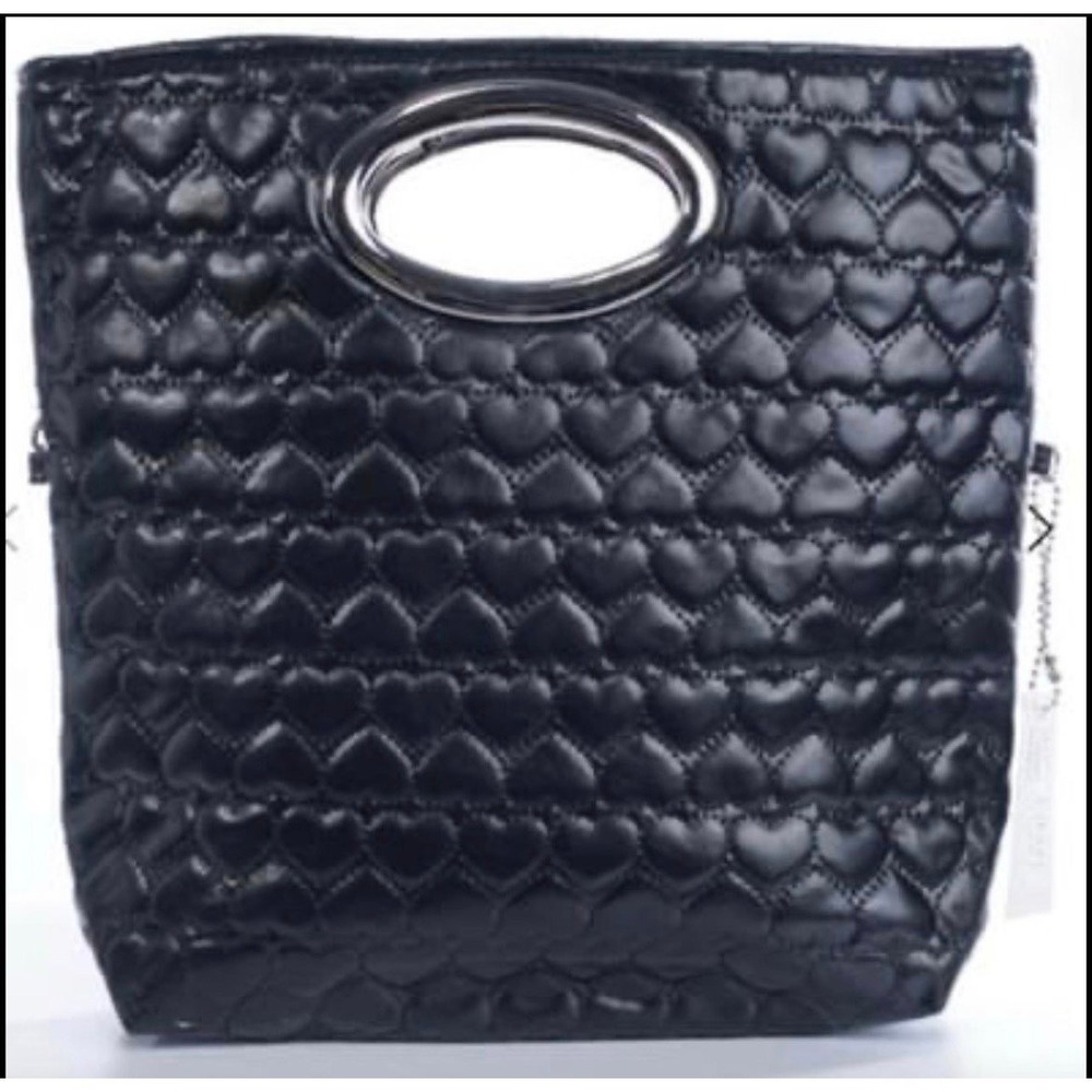 Goth Y2K Black Quilted Heart Handbag - Silver Chain Strap